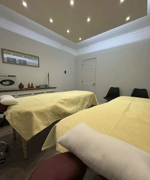 sala de masajes para dos personas